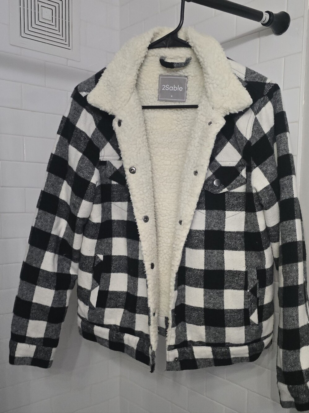 2Sable Women's Black & White Sherpa-Lined Plaid Jacket
